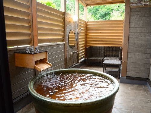 森の中の露天プレミアムスーペリアツイン