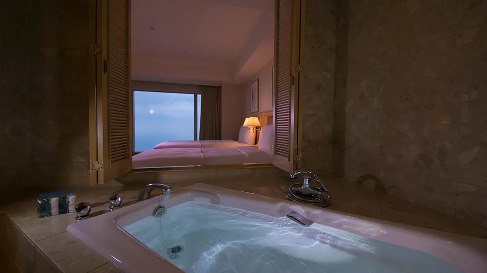 The Windsor Hotel TOYA Vignette Collection
