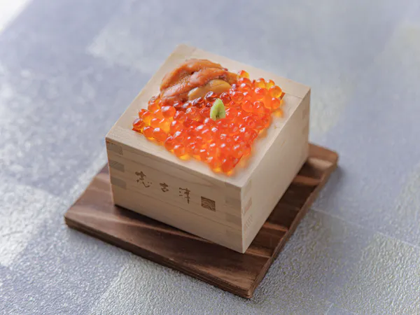 【1泊2食】料理長特選「花」|ふらの和牛と蝦夷鮑、旬魚を味わう逸品コース&朝食ブッフェ