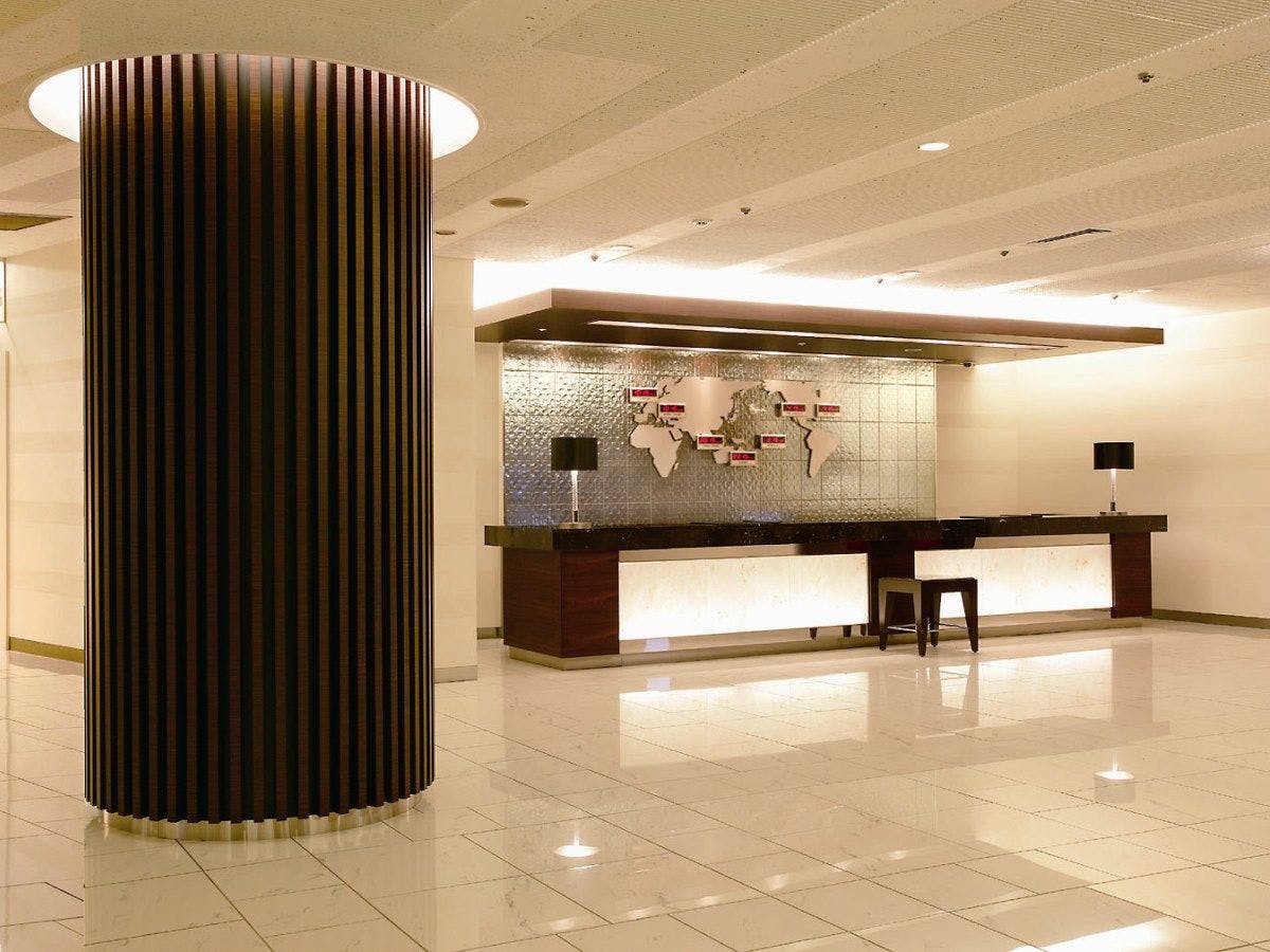 フロントカウンター