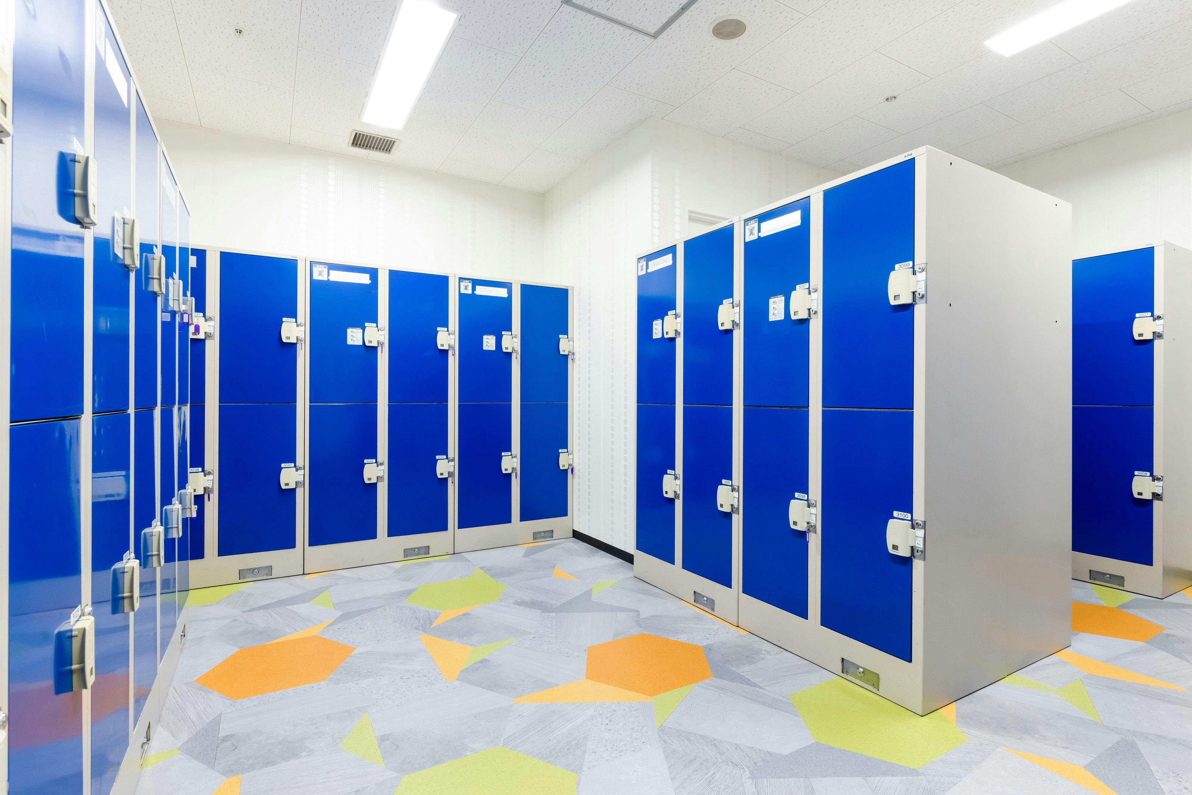 コインロッカー