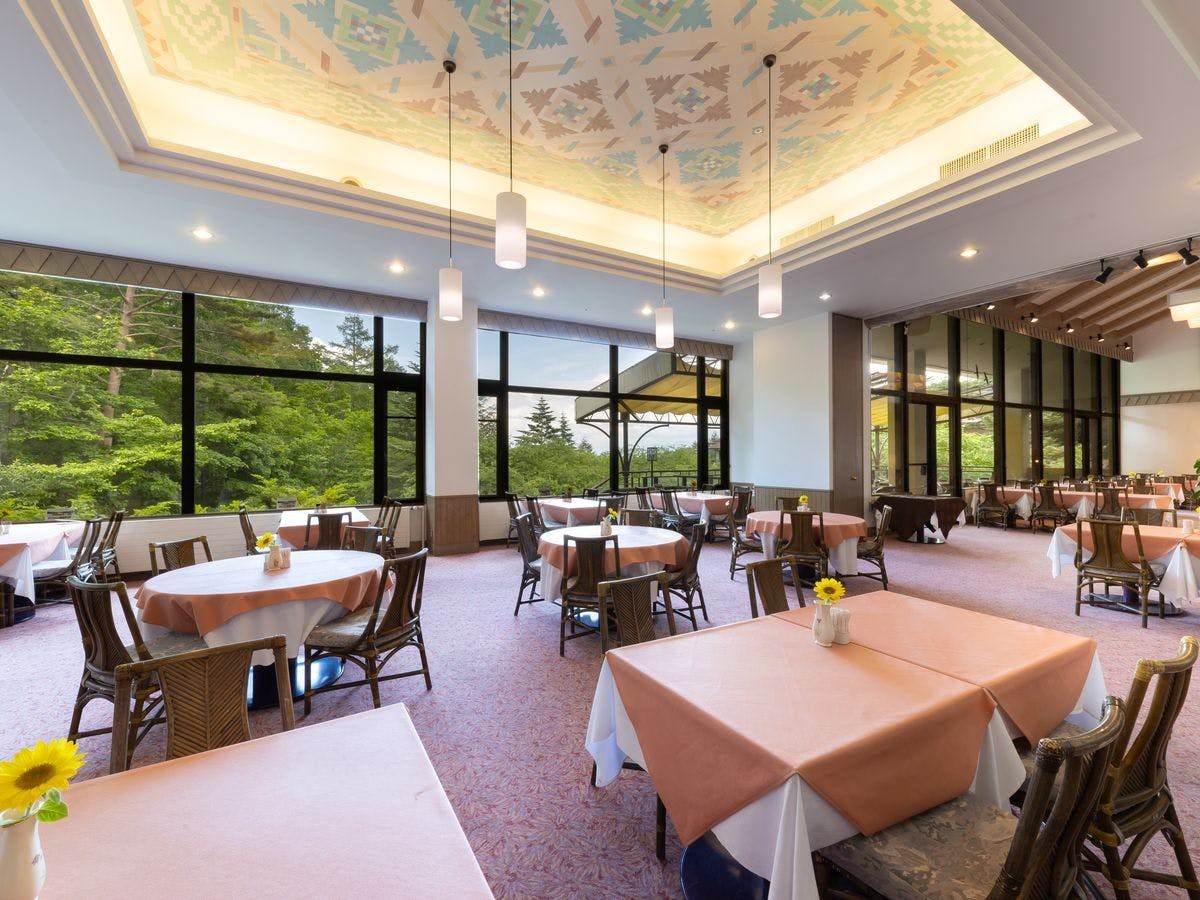 ร้านอาหาร "ฮานะโกะเรกิ"