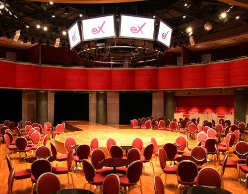 「クラブエックス」