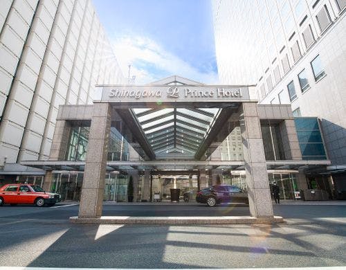 メインタワー エントランス