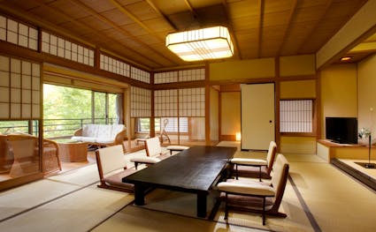 【早割30】会席料理 「趣」プランが最大20％OFF！「日本の伝統美」に包まれながら頂く極上創作会席