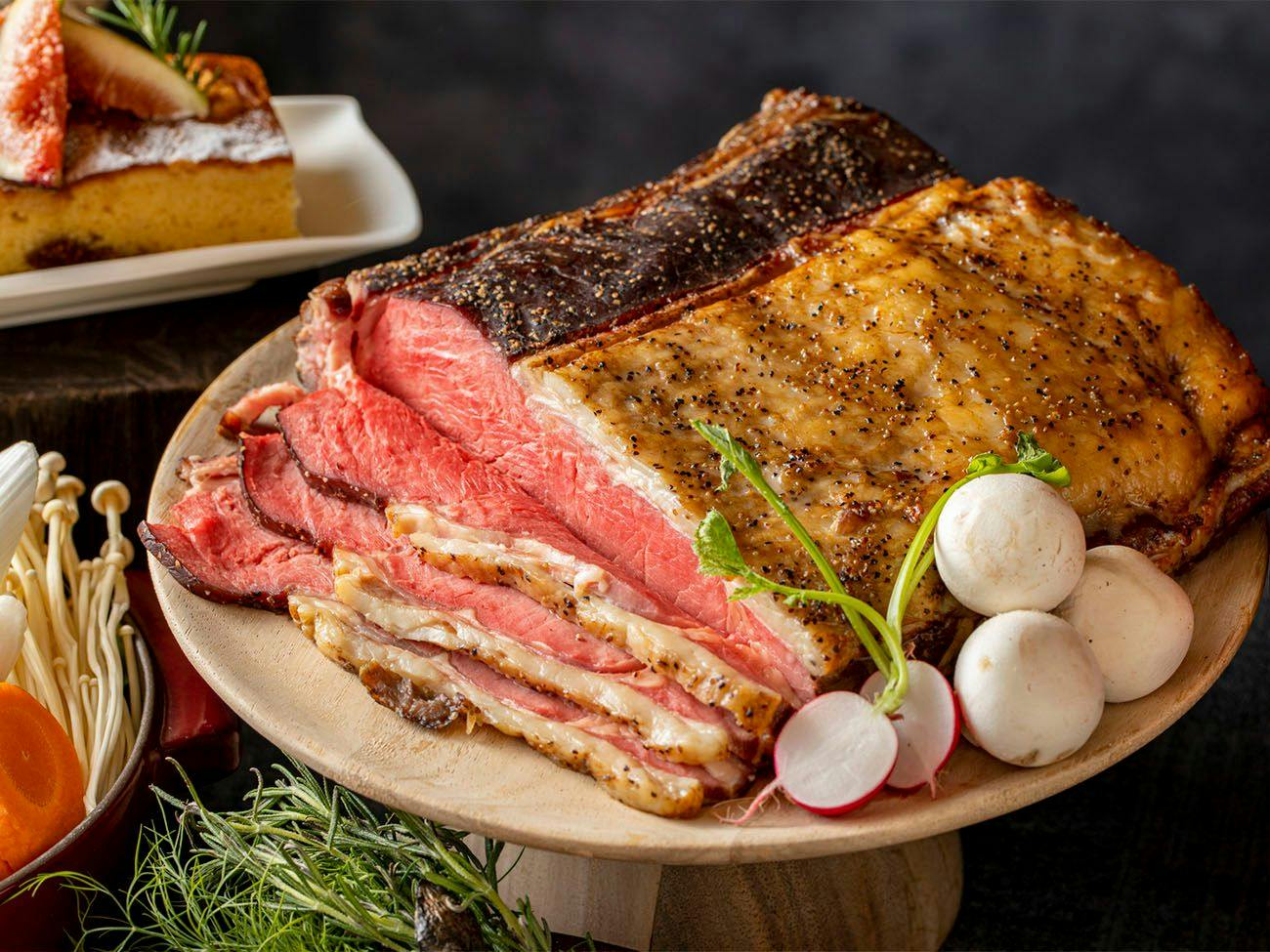 お部屋食も選べる【ディナー＆朝食ビュッフェ】プールでリゾート満喫！シンプルステイ　夕朝食付