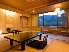 三朝温泉　依山楼岩崎