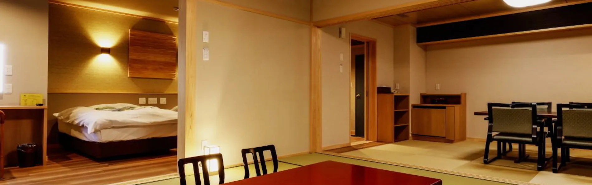 依山楼 岩崎