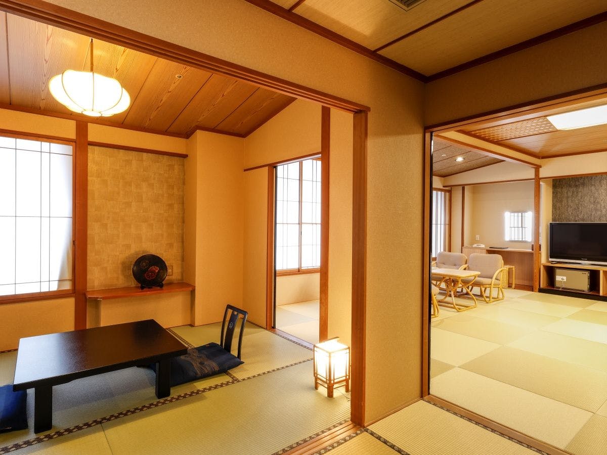 依山楼　岩崎