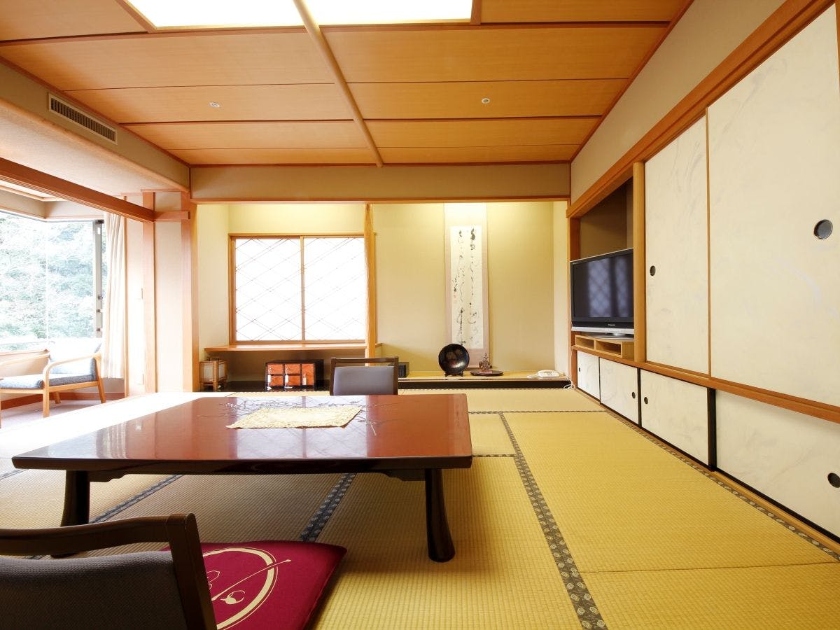 依山楼　岩崎