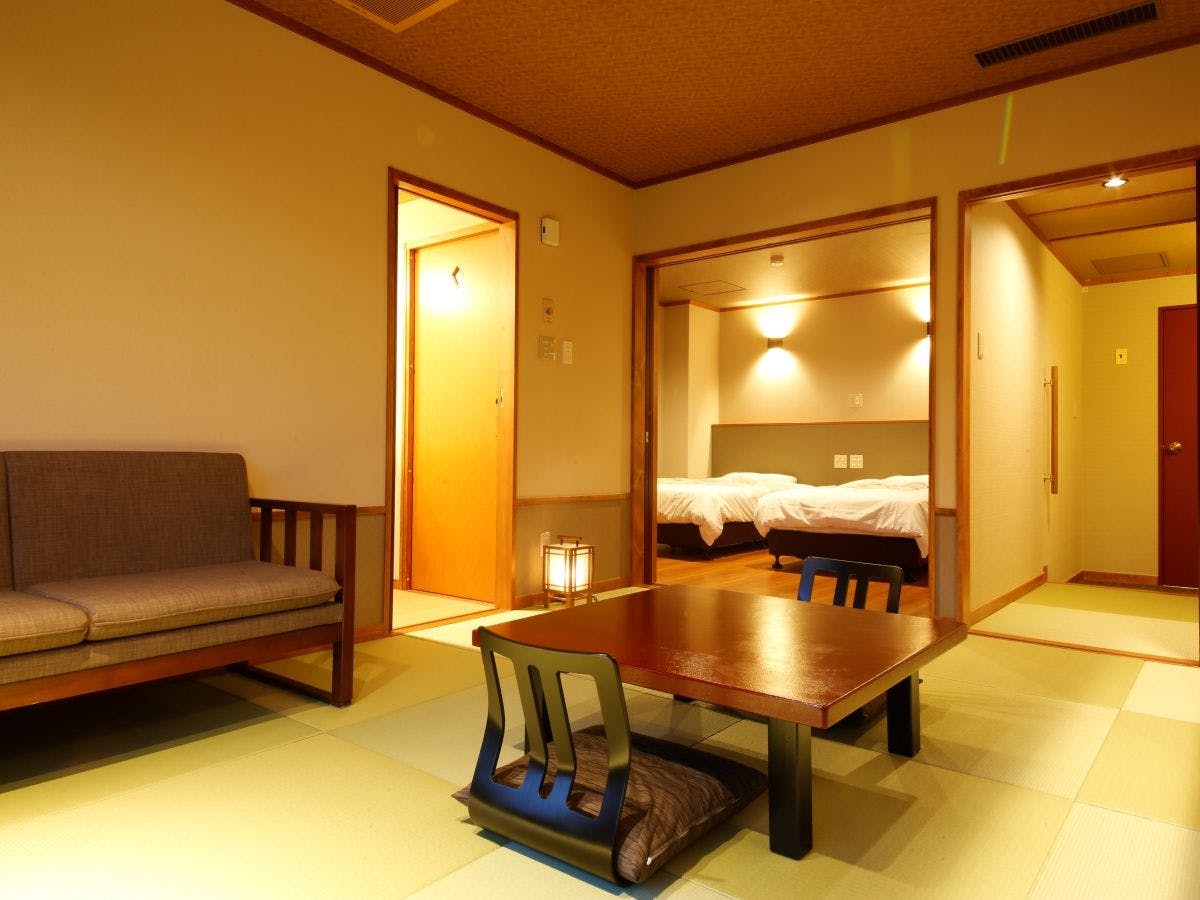 依山楼　岩崎