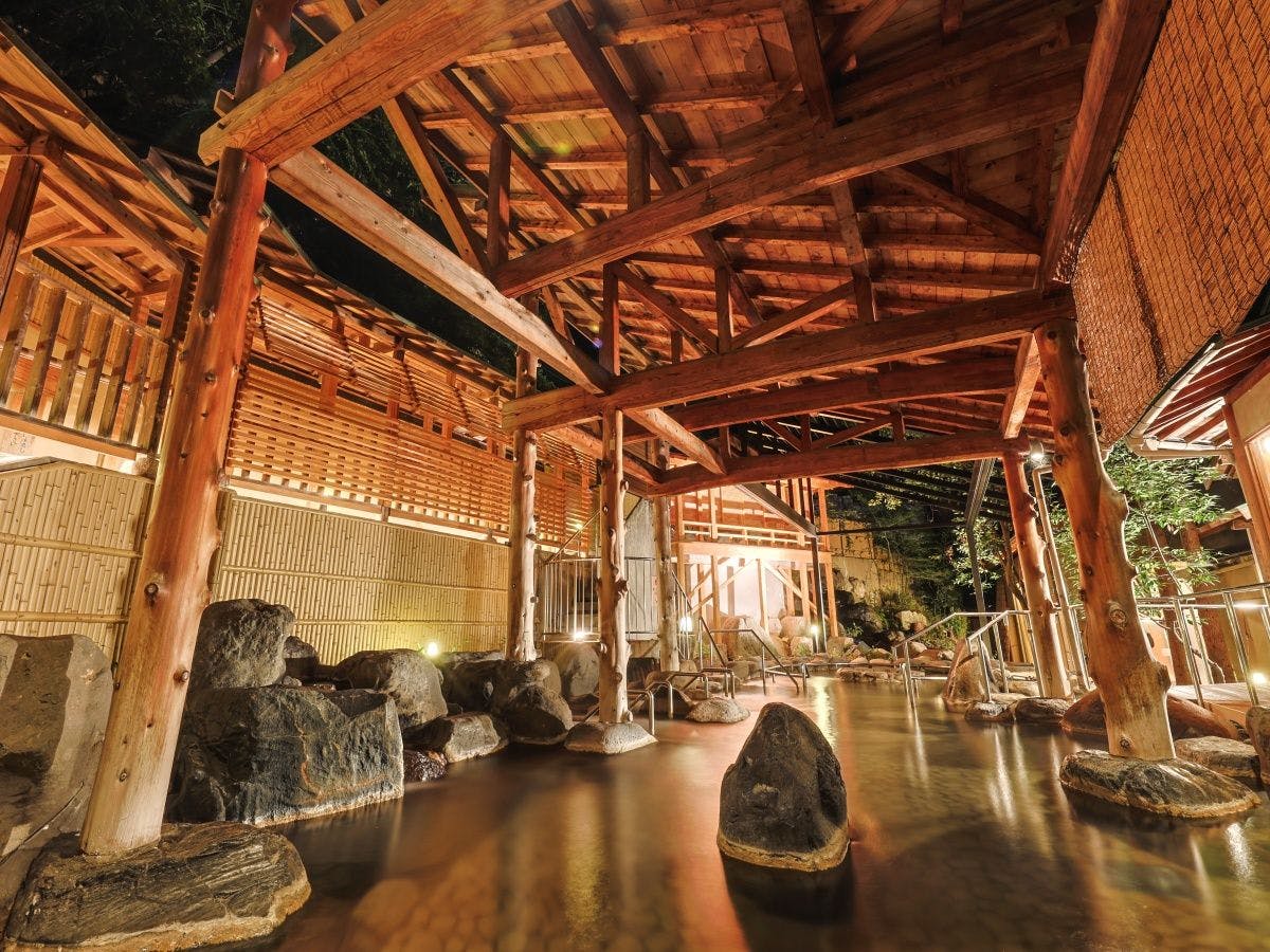 【Pemandian Kiri】Aosui no Yu (Malam)