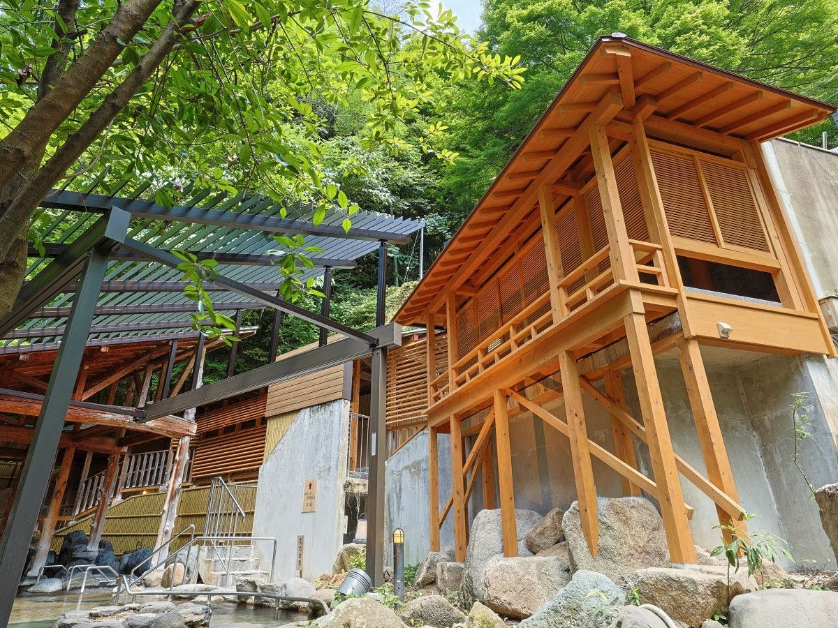 依山楼　岩崎