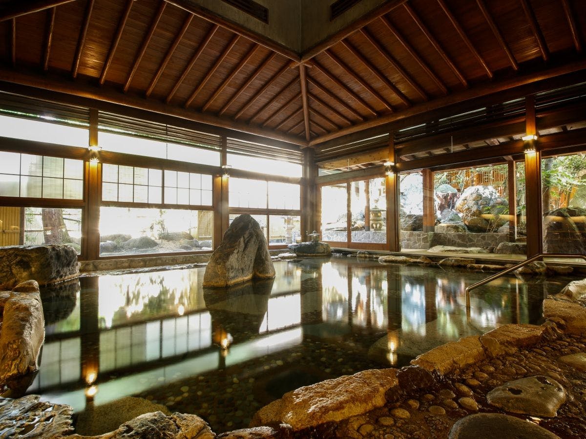 依山楼　岩崎