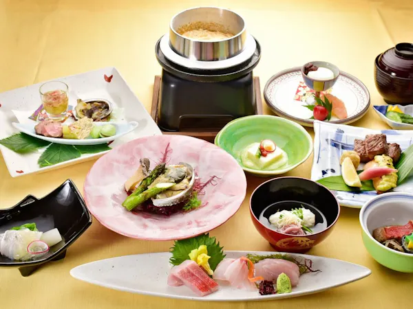 【バリューレート】~選べるフレンチコースまたは会席膳~(夕朝食付き )