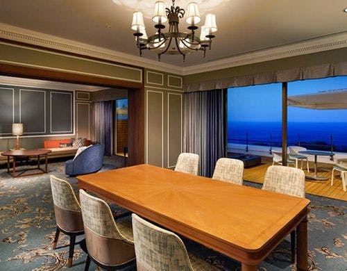 本館オーシャンビューインペリアル（ベッド