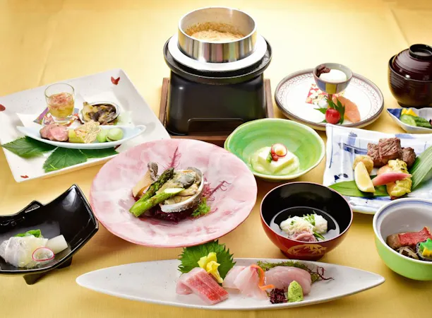 【夕食】川奈会席膳(イメージ)