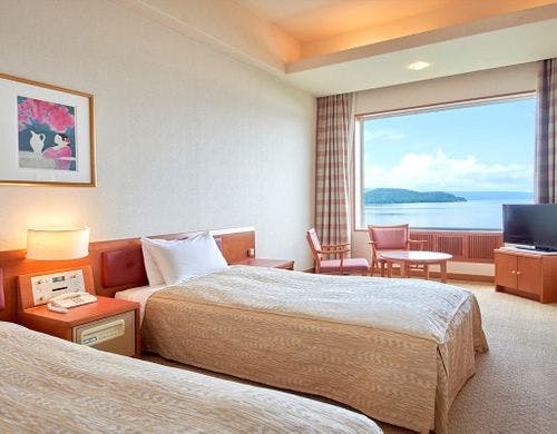最上階　レイクビューツインルーム