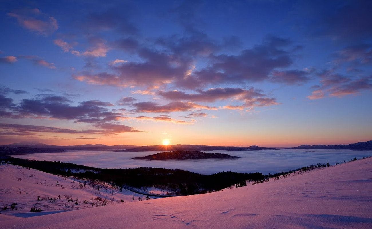 美幌峠から見る冬の屈斜路湖