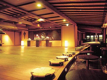 From here, a slow time begins.