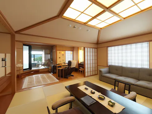 【Open-Air Bath】Kazenoza Suite (Example of Guest Room)
