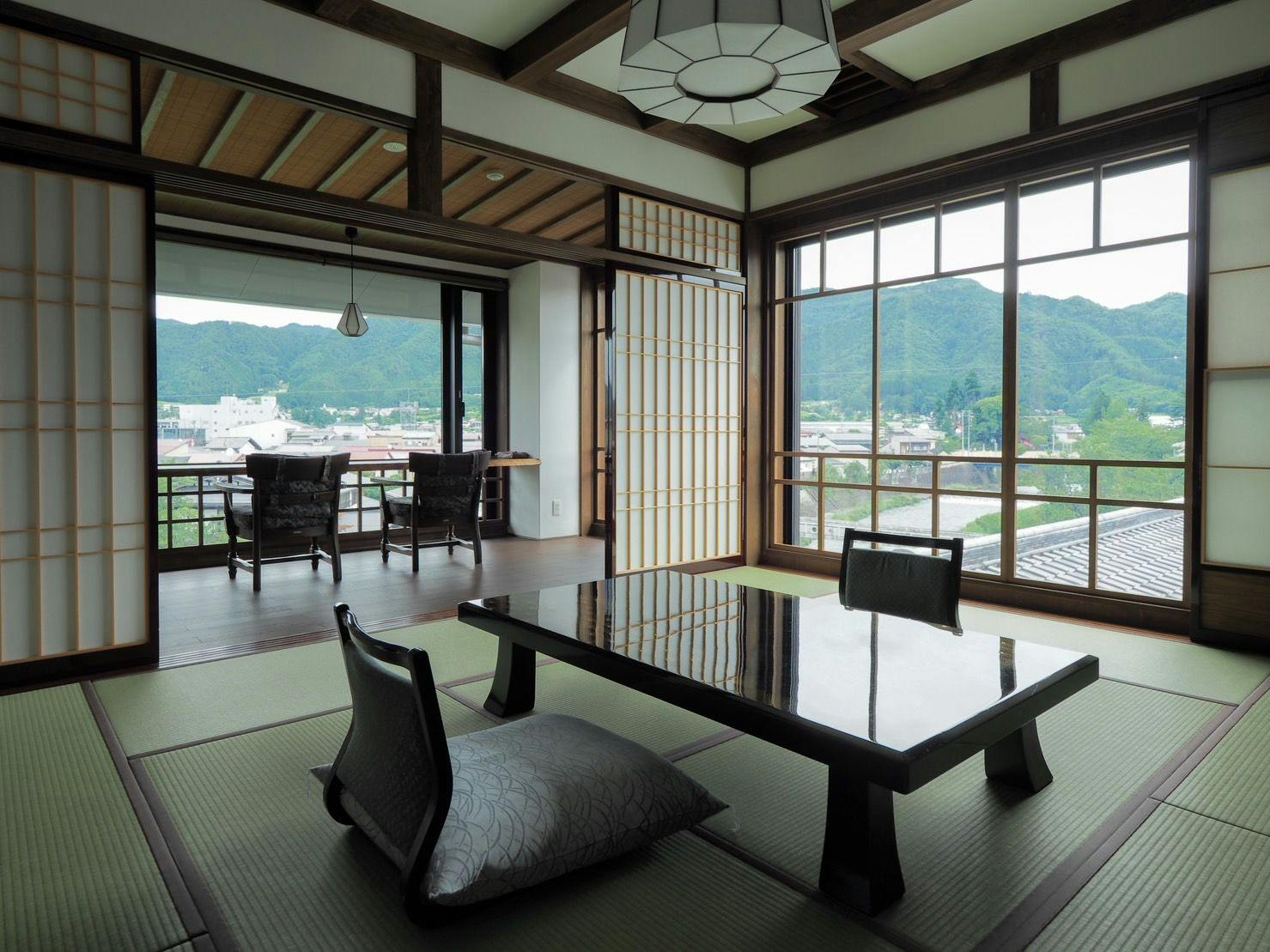 飛騨高山の奥座敷　八ツ三館