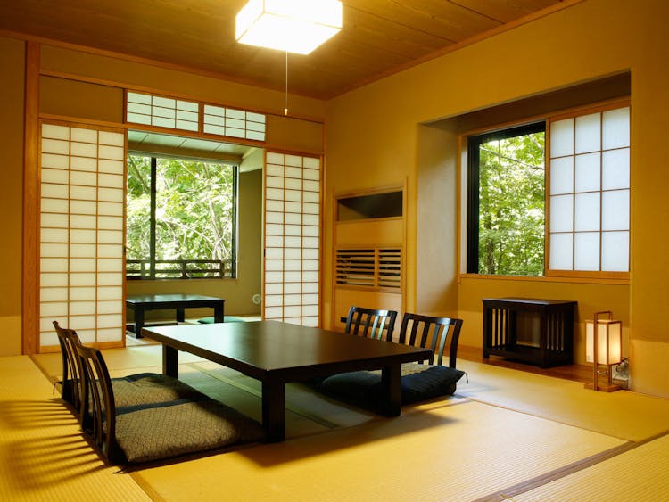 お部屋おまかせ（和室 10帖以上）のサムネイル画像