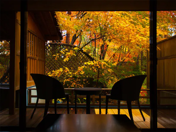 ~紅葉 初月(はつづき)~