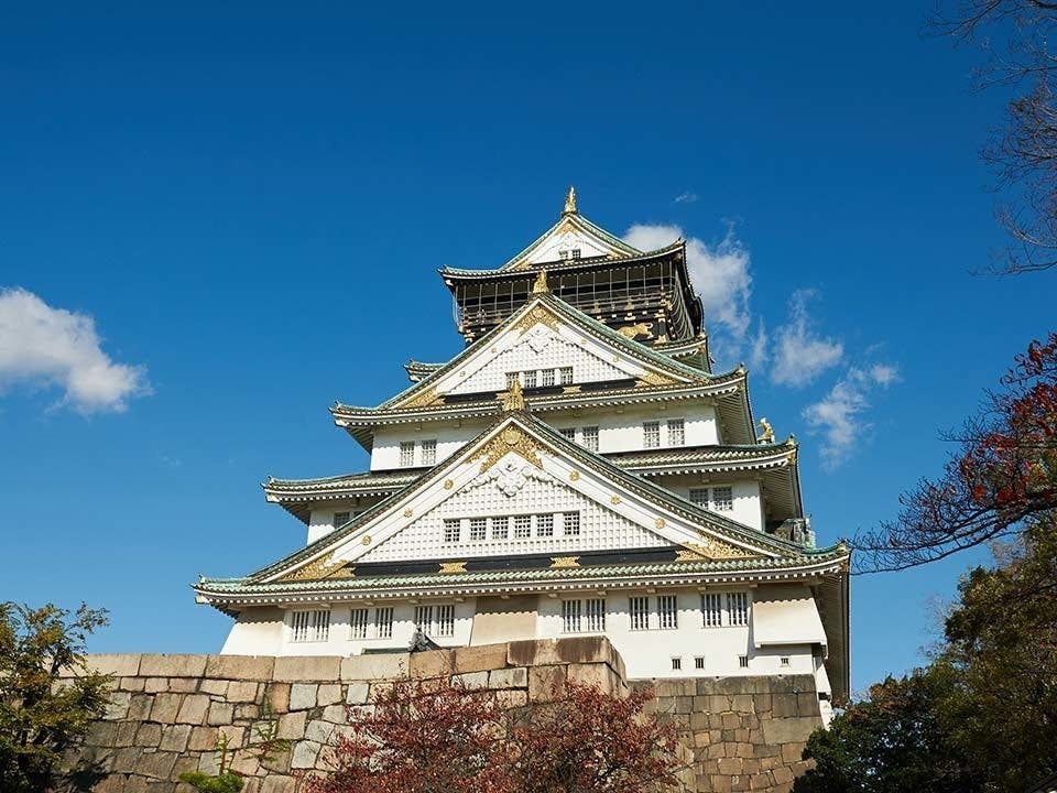 【大阪城天守閣】徒歩25分