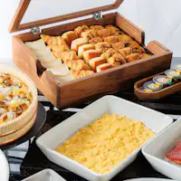 和洋ブッフェの朝食(例)