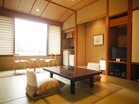 きのさきの宿　緑風閣