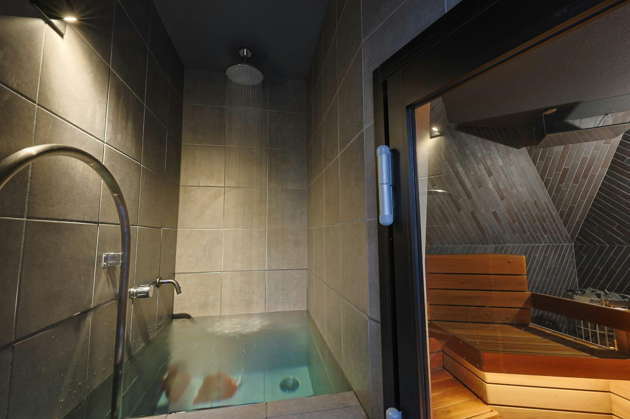 きのさきの宿　緑風閣