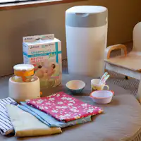 การให้ยืมเด็ก