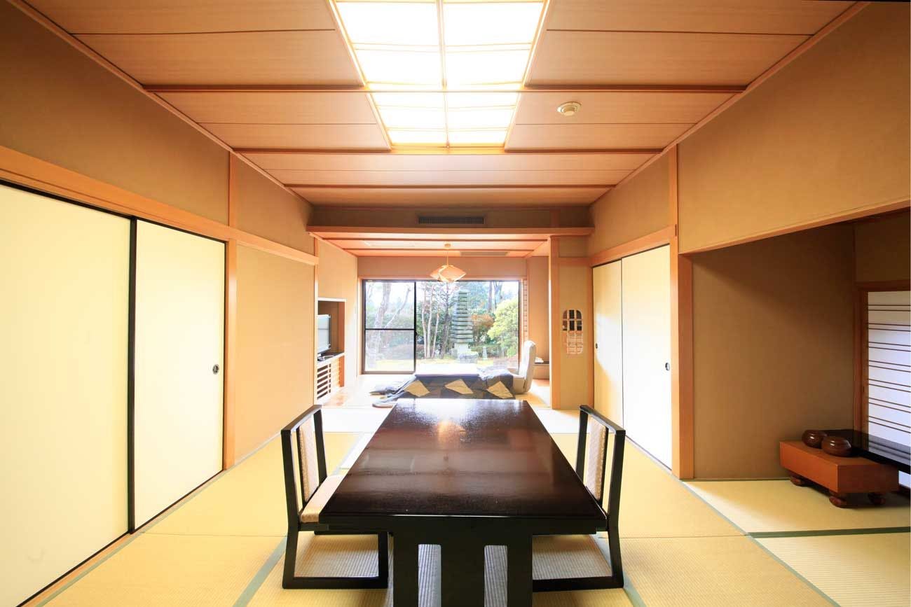 料亭旅館 いちい亭 露天風呂付き客室 最上級のラグジュアリーな空間で過ごす極上の美食旅 お部屋食 貴賓室 露天風呂付 雅 次の間 内風呂 お茶室 露天風呂 Yahoo トラベル