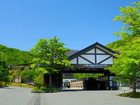 【紅葉】東北の紅葉の名所に近くて便利なお宿を教えてください！