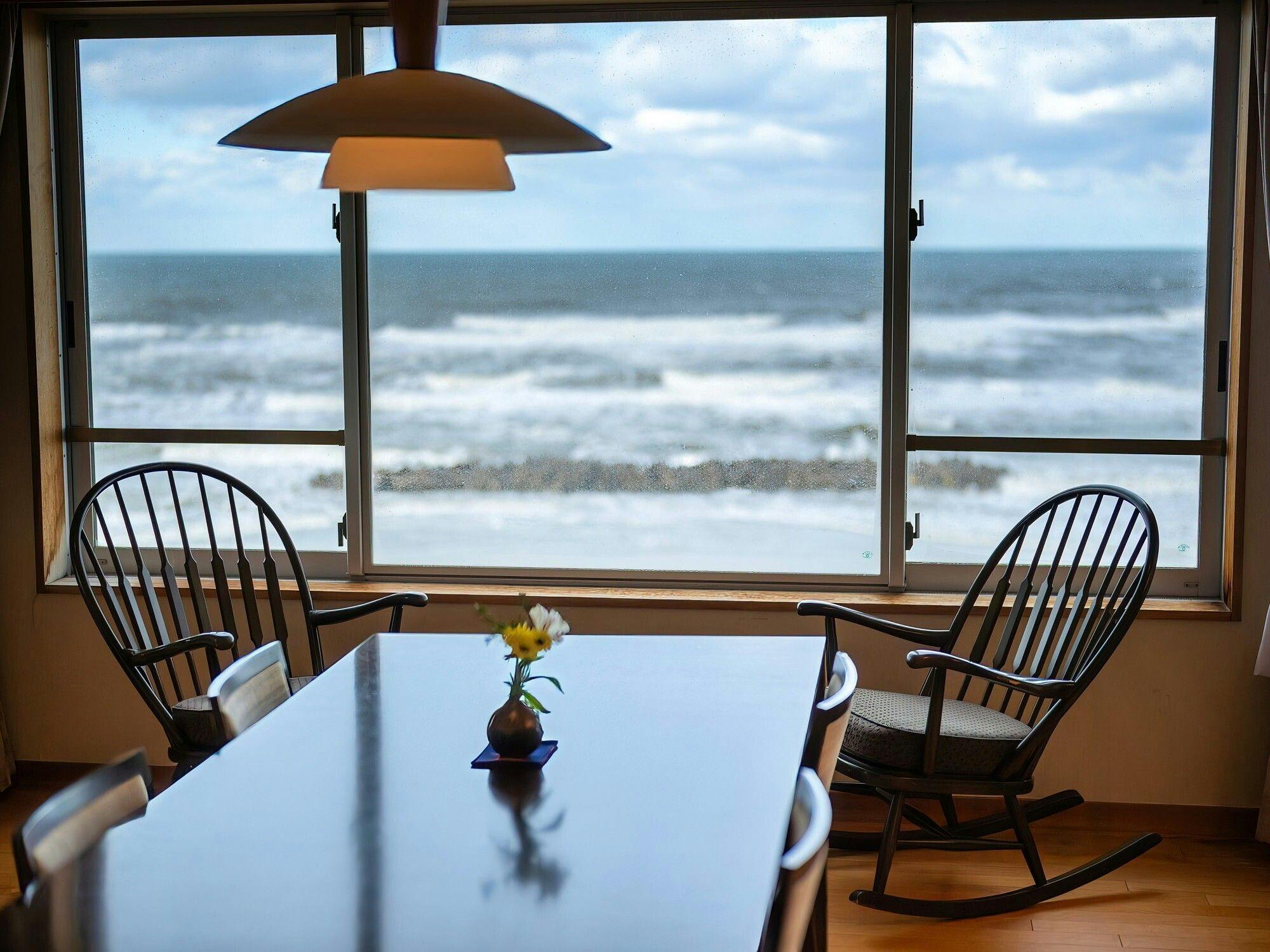 ■【ห้องพักพร้อมห้องนั่งเล่นตัวอย่าง】ทุกห้องสามารถมองเห็นทะเลญี่ปุ่น