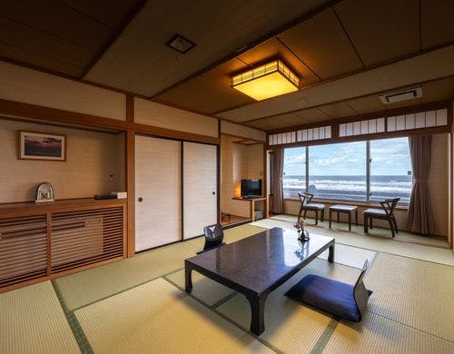 ■【和室12畳一例】全客室日本海眺望
