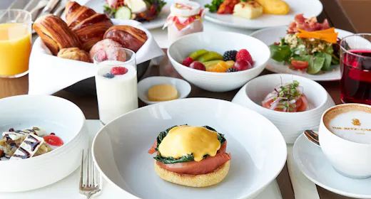 【ベストレート・朝食付き】自然光が降り注ぐ高層階レストラン「タワーズ」での朝食を!