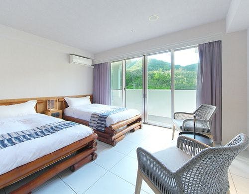 ランドビューツイン/山側のお部屋。