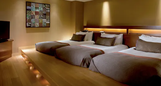 3名様でお泊まりいただけるFUTONスイート