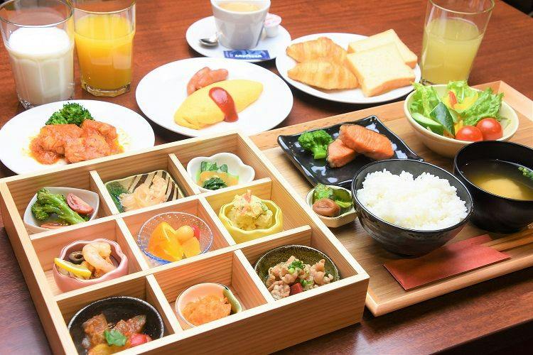 9種の彩り膳+オーダー1品+ハーフビュッフェ