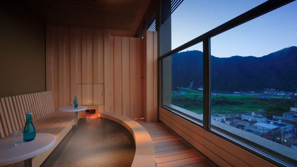 Naruko Hotel