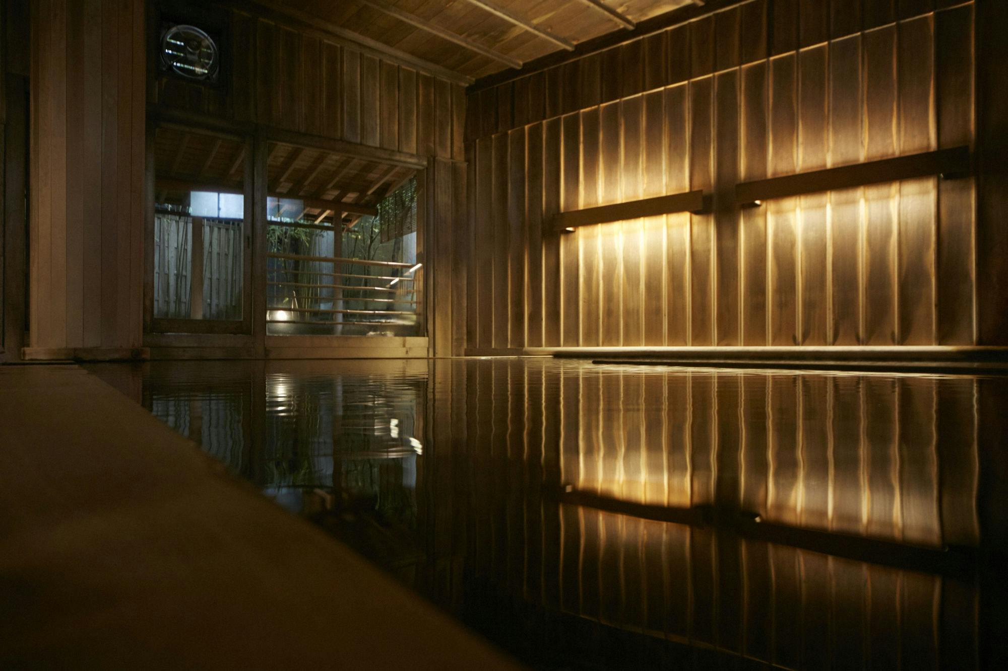 Pemandian umum besar 'Rurikou'