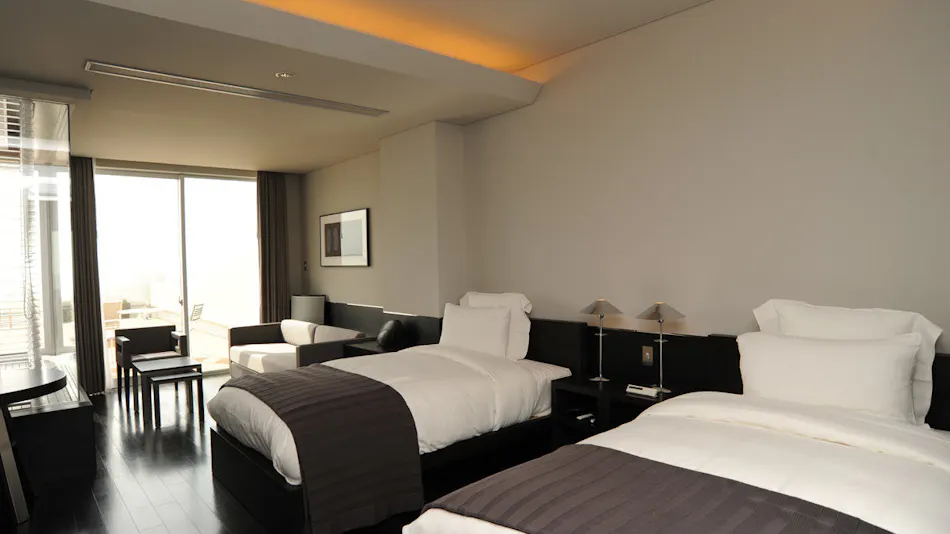 HOTEL GREGES