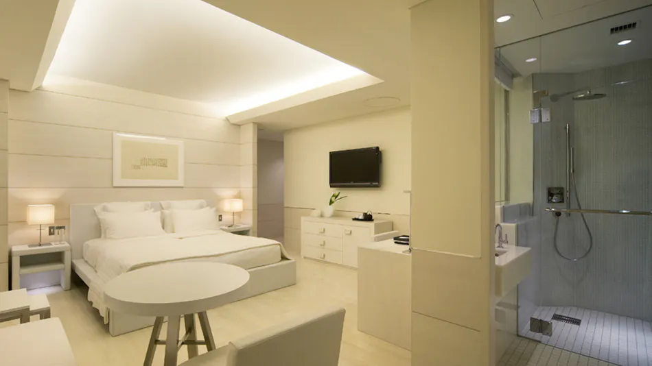 HOTEL GREGES