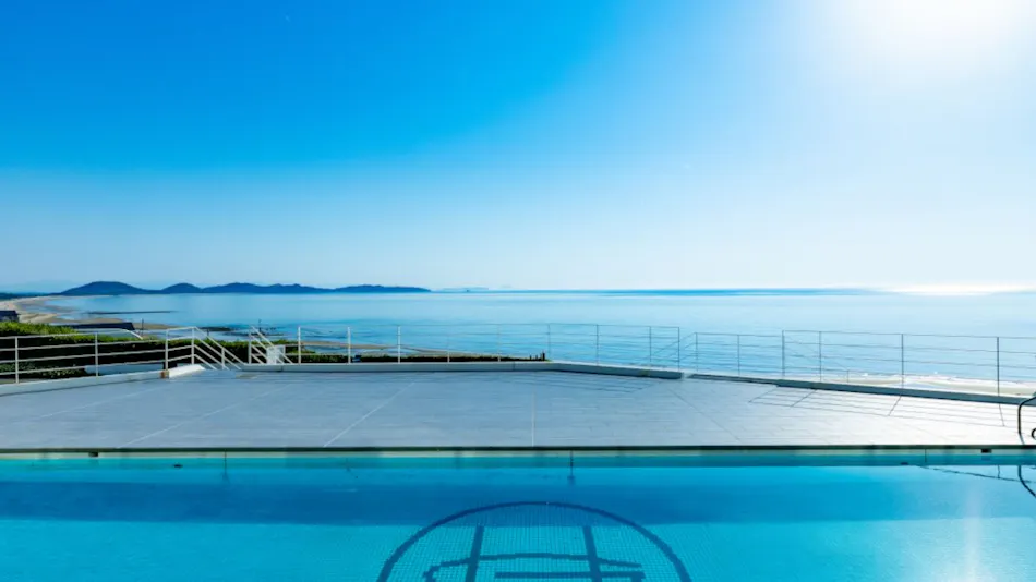 HOTEL GREGES