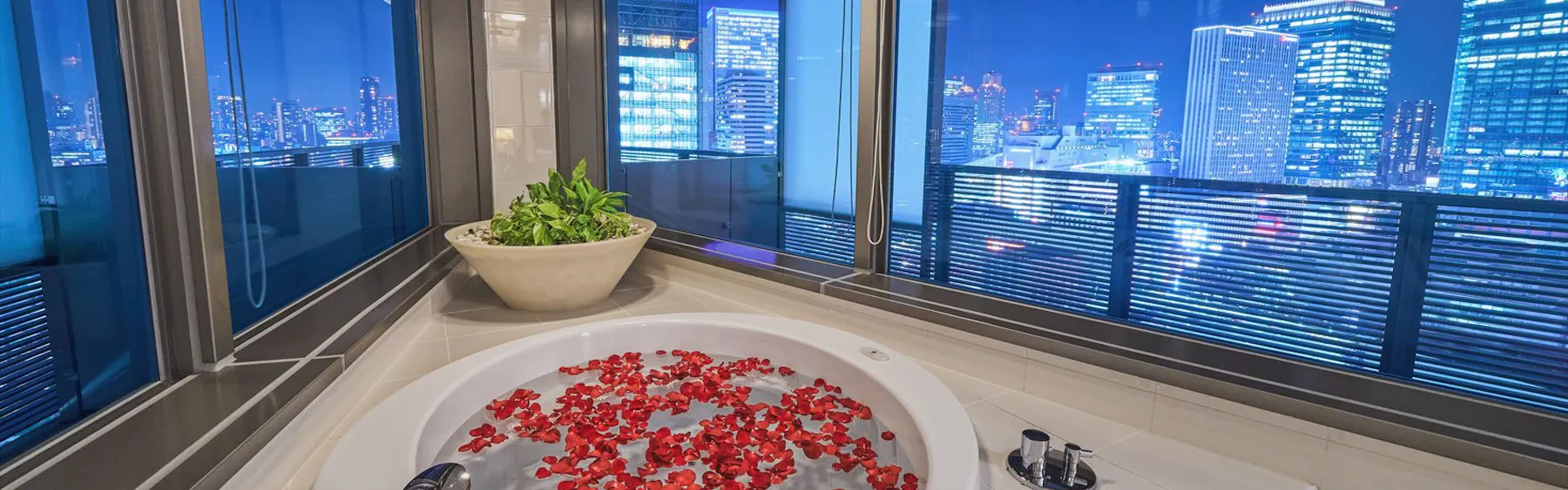 アルモニーアンブラッセ大阪