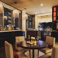 『テラスビューラウンジ』