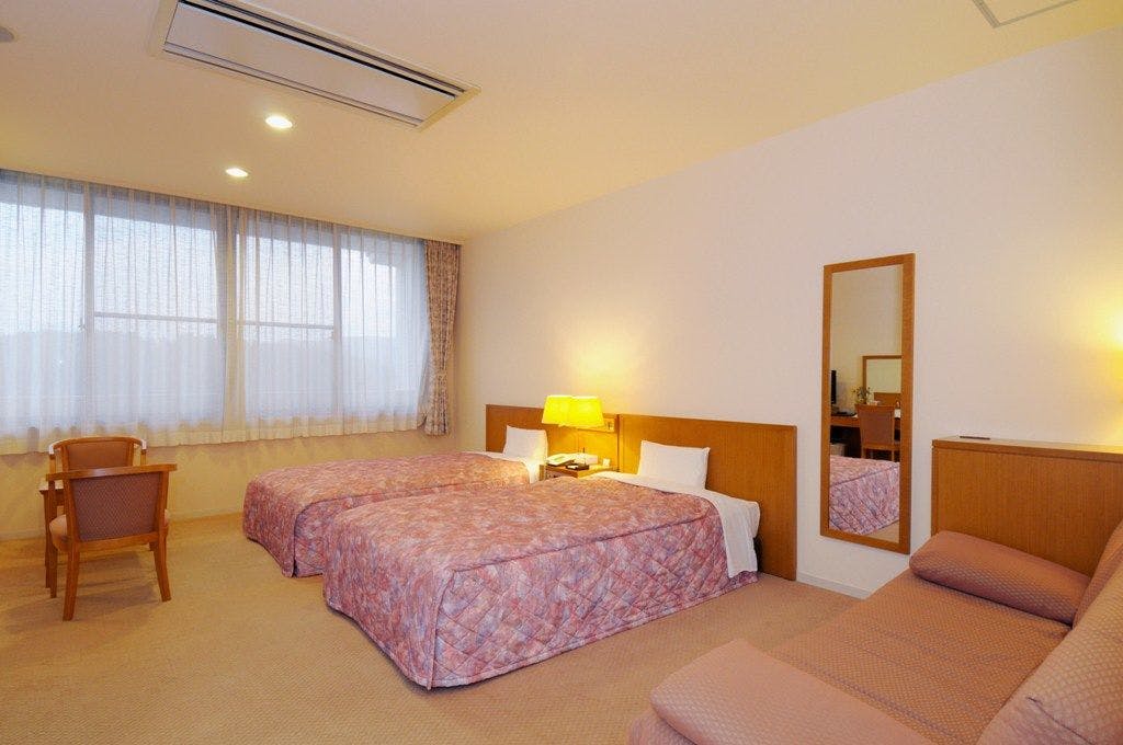 青山ホテル洋室