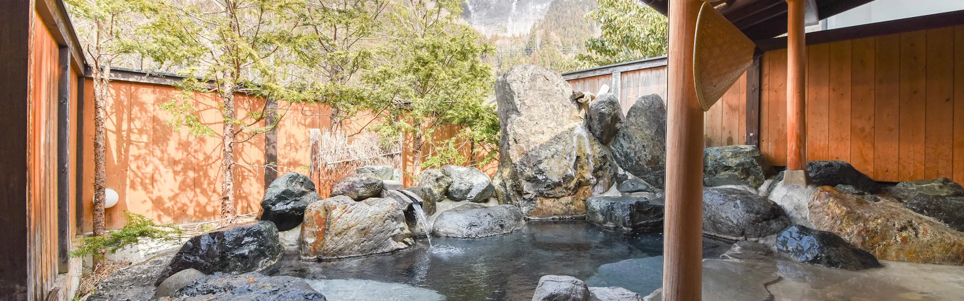 料理旅館 奥飛騨山草庵 饗家(きょうや)